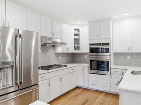 37 Jefferson Dr 37, Lexington MA 02420