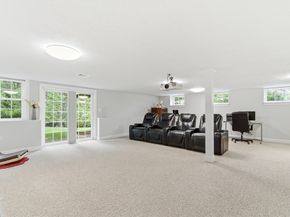 37 Jefferson Dr 37, Lexington MA 02420
