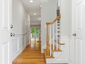 37 Jefferson Dr 37, Lexington MA 02420