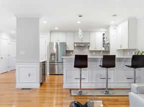37 Jefferson Dr 37, Lexington MA 02420