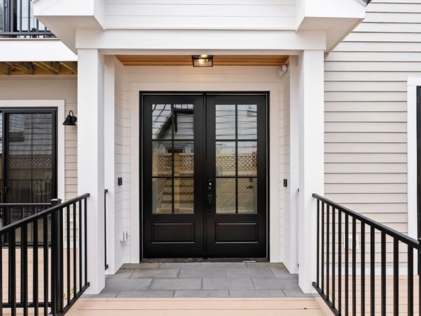 27 Shepard St 5, Boston MA 02135