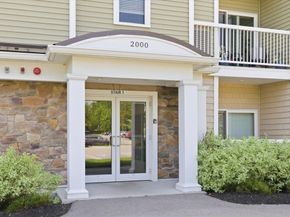 2301 Pennington Dr 2301, Walpole MA 02081