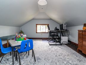 18 Hammond Rd, Natick MA 01760