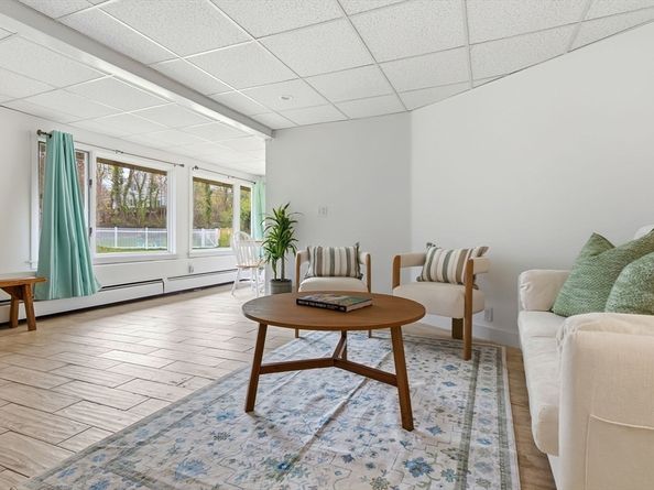 6 Mt Locust Place 2, Gloucester MA 01930