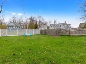 6 Mt Locust Place 2, Gloucester MA 01930