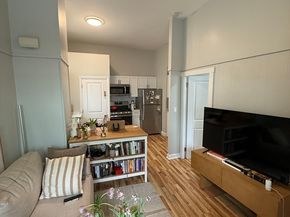 89 Newton 1, Somerville MA 02143