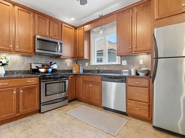 12 Walter Terrace 3, Somerville MA 02145