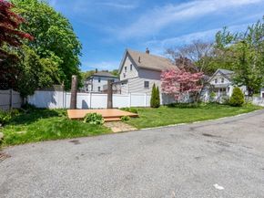 29 Bowman St, Malden MA 02148