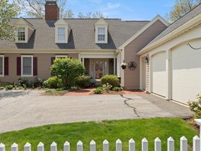 61 Great Hill Drive 61, Topsfield MA 01983