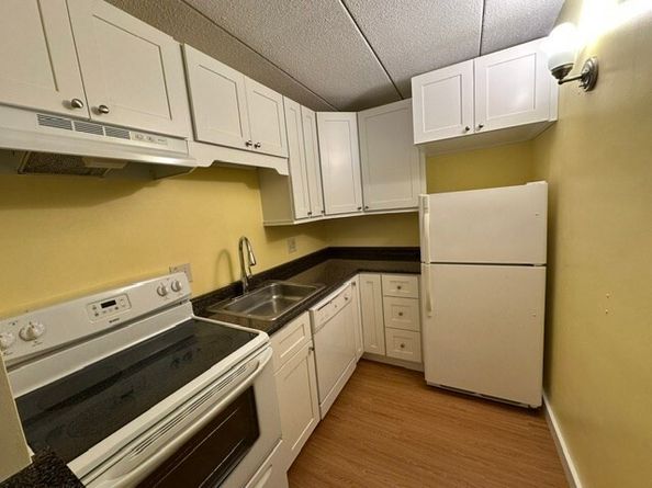 90 High St 309, Dedham MA 02026