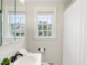 21 Rose Dr, Newton MA 02465