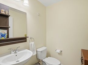 378 Moon Hill Rd, Northbridge MA 01534