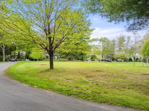 41 Longmeadow Road, Wellesley MA 02482