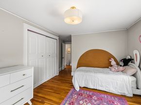 47 Essex St, Medford MA 02155