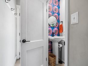 47 Essex St, Medford MA 02155