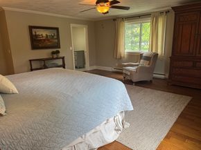 2 Rainbow Pond Dr 7, Walpole MA 02081