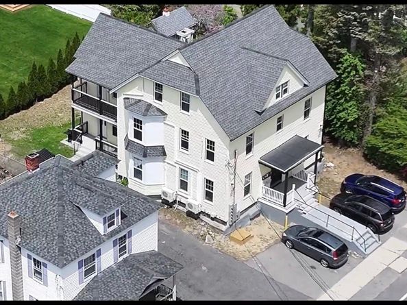 26 Orchard St, Leominster MA 01453