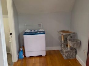 26 Orchard St, Leominster MA 01453