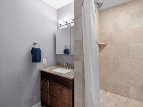 65 East India Row 3G, Boston MA 02110