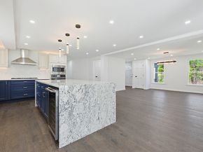 175 Pleasant St, Upton MA 01568