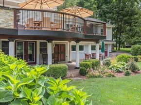 4 Johns Ave, Middleton MA 01949