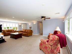 4 Johns Ave, Middleton MA 01949