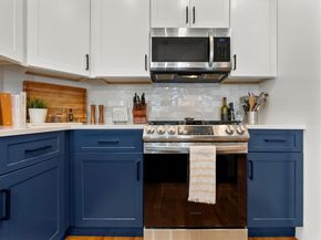 54 Bloomfield St 1, Boston MA 02124