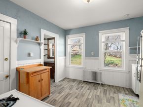 204-206 School St, Watertown MA 02472