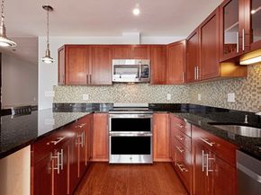 234 Causeway St U819, Boston MA 02114
