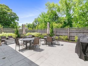 2305 Pennington Drive 305, Walpole MA 02081
