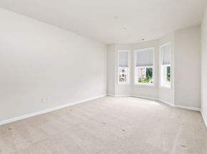 2305 Pennington Drive 305, Walpole MA 02081