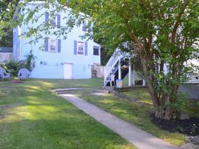556 Church St, Northbridge MA 01588