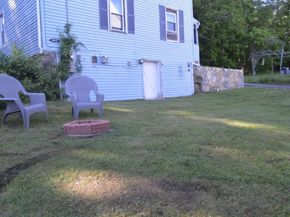 556 Church St, Northbridge MA 01588