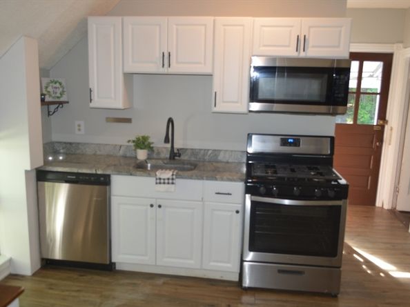 556 Church St, Northbridge MA 01588
