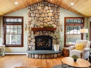 12 Mountain, Waltham MA 02451