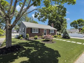 13 Willard St, Dedham MA 02026