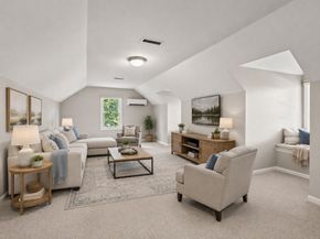7 Woodcliffe Ave, Worcester MA 01604