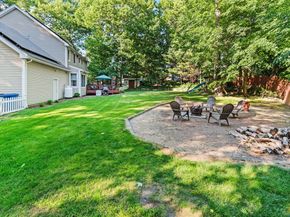 7 Woodcliffe Ave, Worcester MA 01604