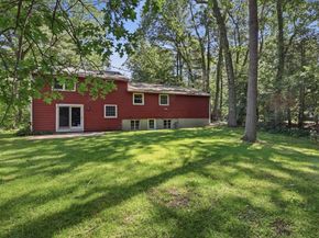 9 Keith Road, Wayland MA 01778