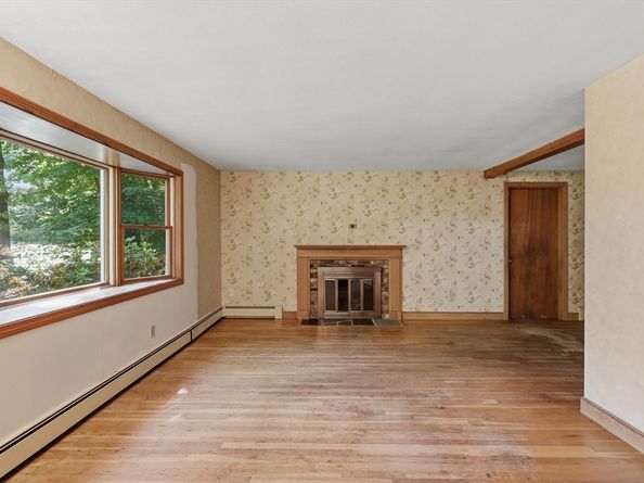 9 Keith Road, Wayland MA 01778