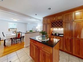 29 Buckingham Rd, Milton MA 02186