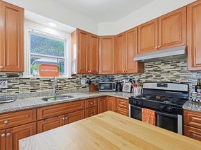 72 Dysart St, Quincy MA 02169