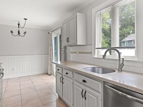 192 School Street, Groveland MA 01834
