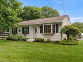192 School Street, Groveland MA 01834