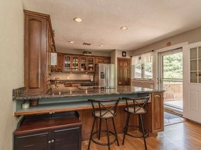 18 Annasnappitt Dr, Plympton MA 02367