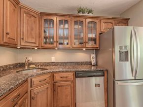18 Annasnappitt Dr, Plympton MA 02367