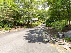 18 Annasnappitt Dr, Plympton MA 02367