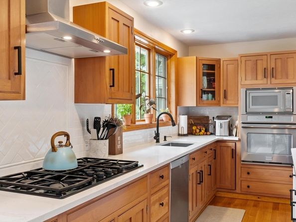 61 Newcomb Rd, Westminster MA 01473