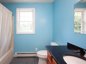 83 Ernest Ave, Worcester MA 01604
