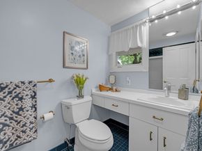 17 Clara Rd, Framingham MA 01701